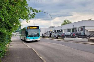 Busumleitungen wegen Asphaltierungsarbeiten im Bereich Südpark. Foto: Mein Klagenfurt